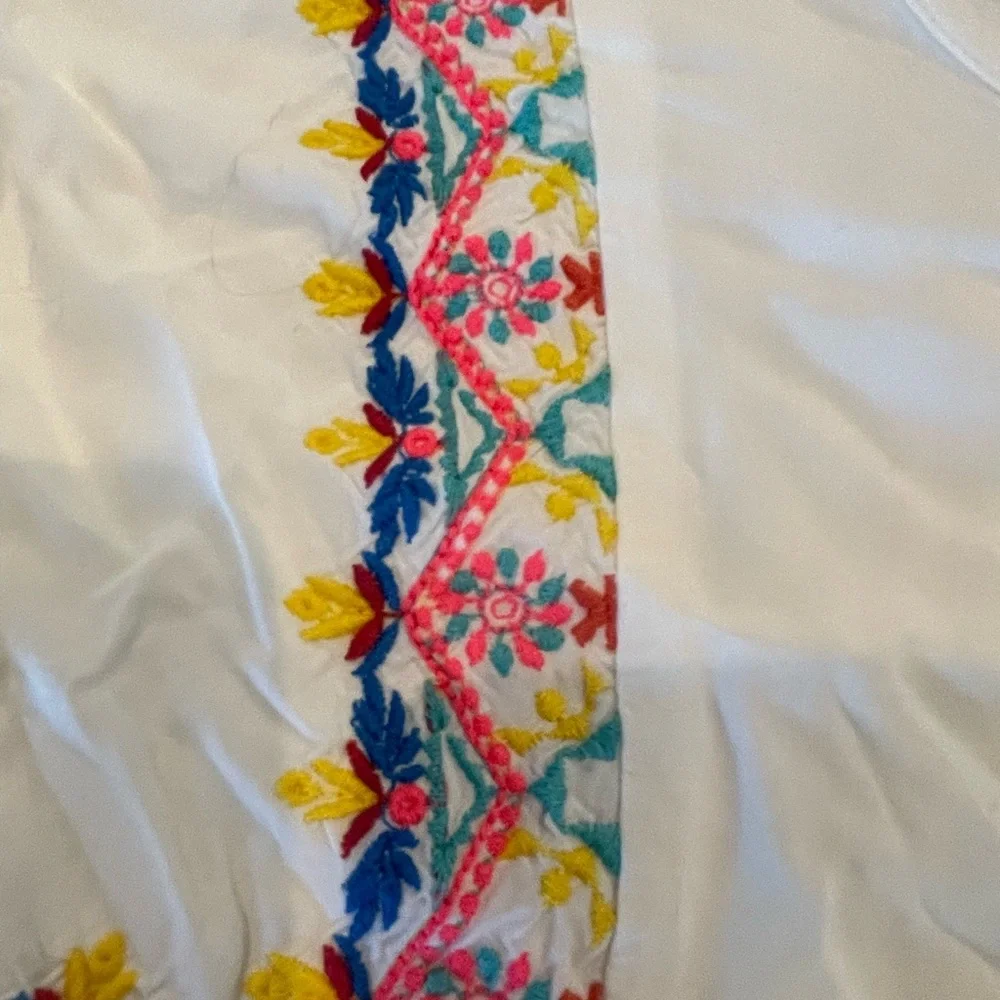 GAP Kids Colorful Embroidery Top
